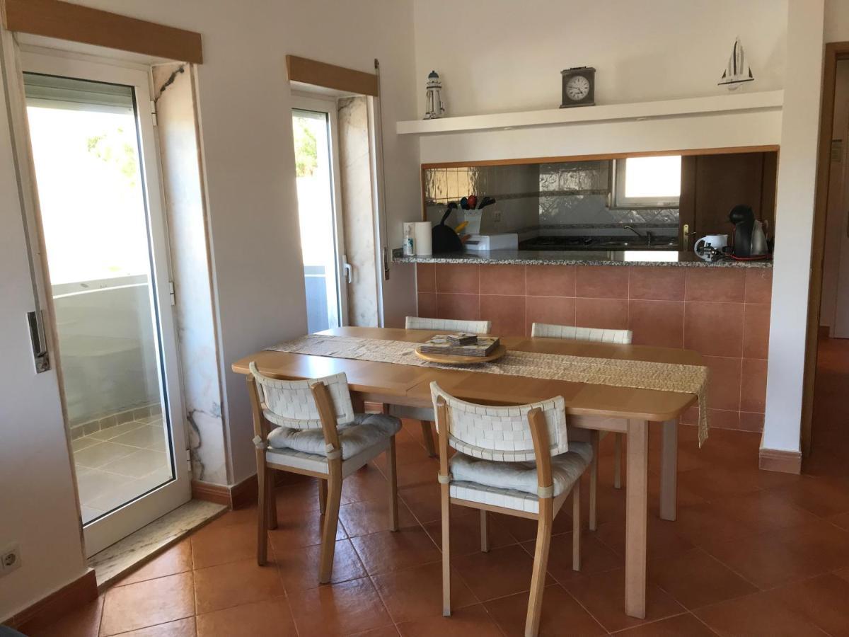 Condo Do Mar Lovely First Floor Apartment With Pool Лагос Екстериор снимка